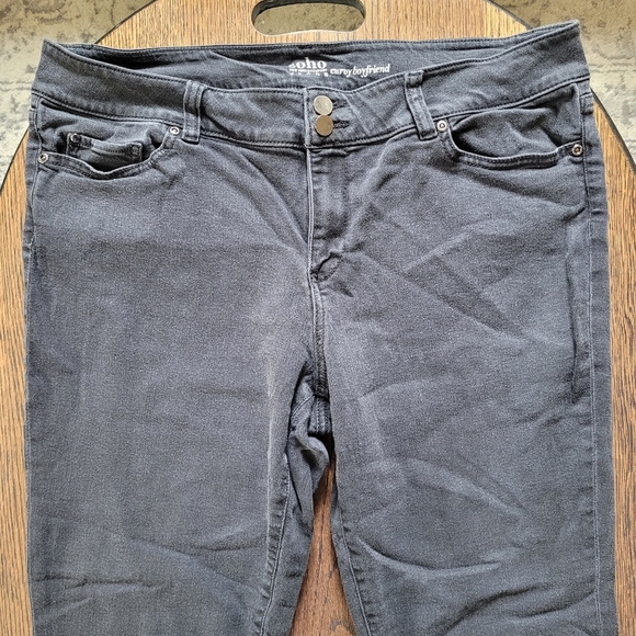 SOHO NY & Co Faded Black Curvy Boyfriend Jeans Size Women's 18 - Picture 3 of 11